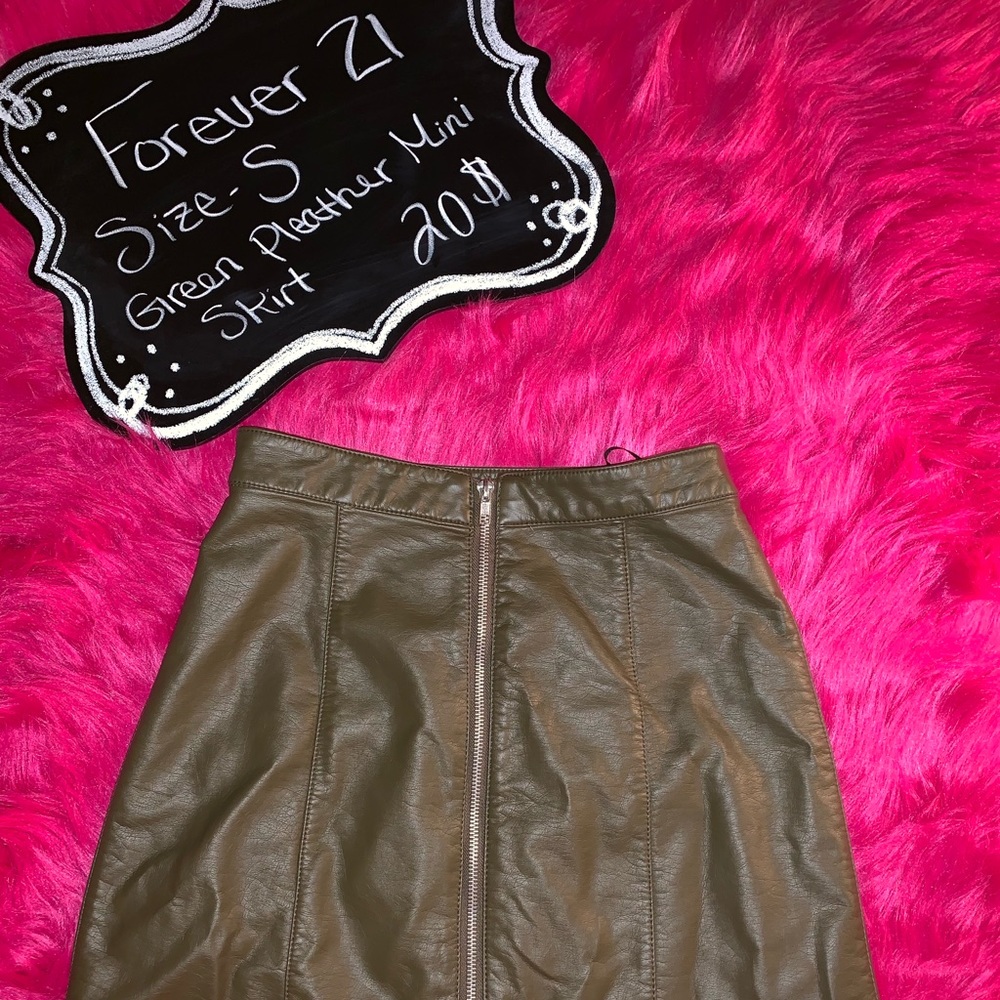Olive green mini pleather skirt